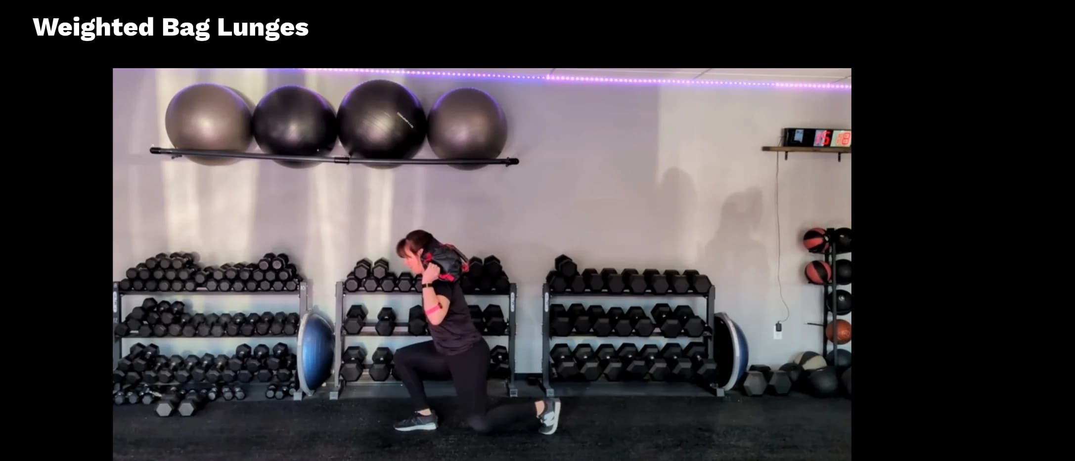 Hyrox Exercises Lunge Demo